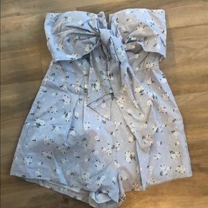 Romper, never worn